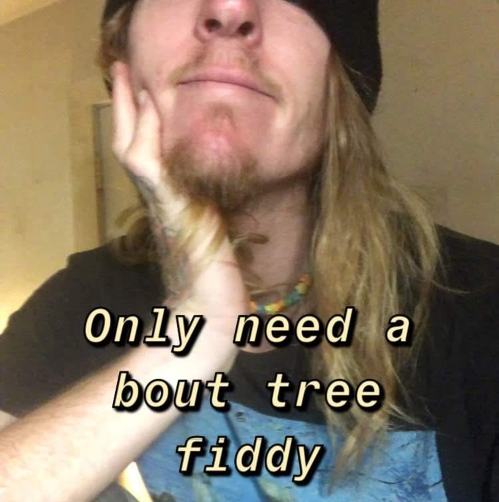 Meet your Posher, Dustin